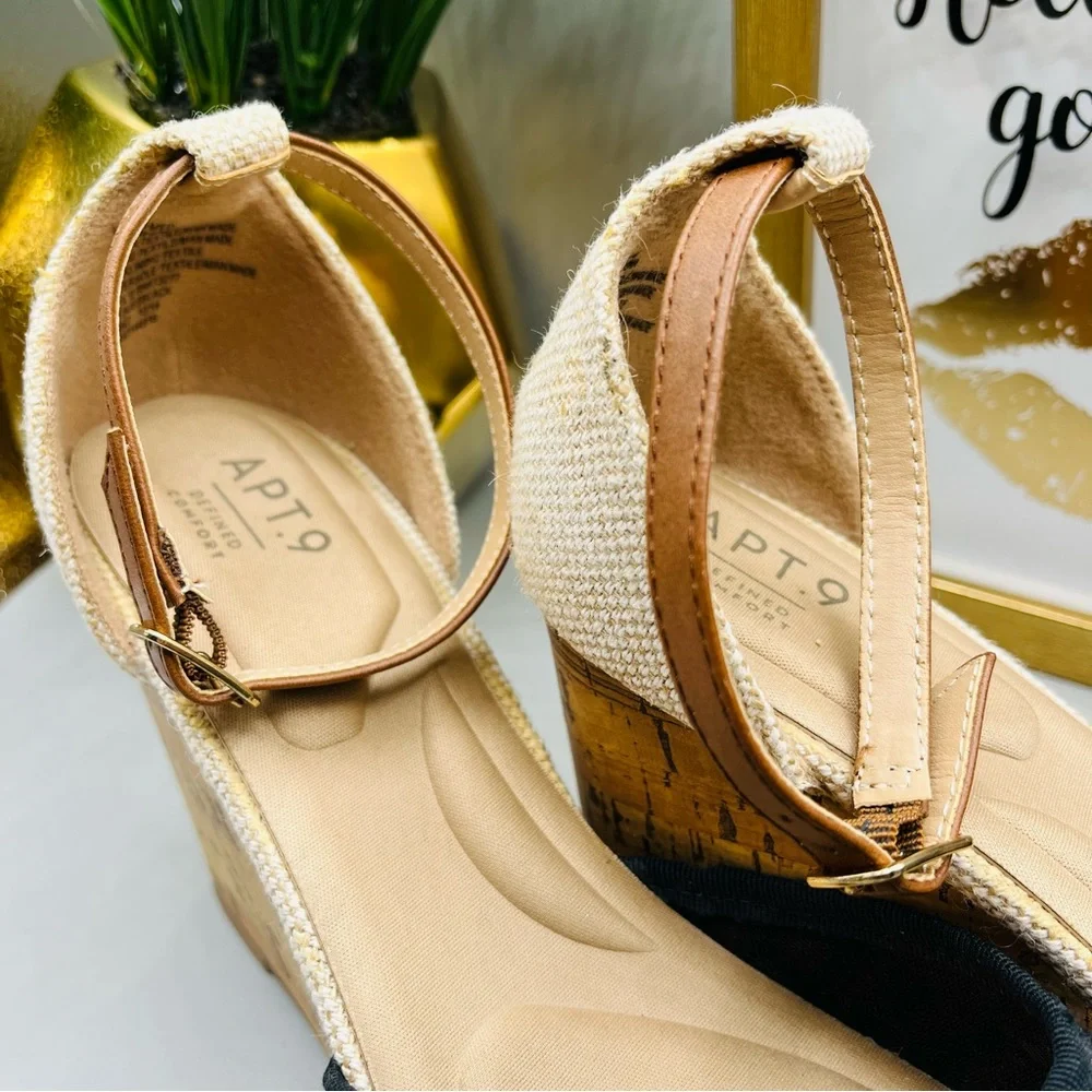 Apt 9‎ Black Wedges